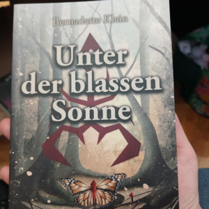 Unter der blassen Sonne
